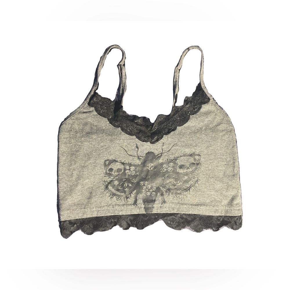 SHEIN ROMWE | moth crop top